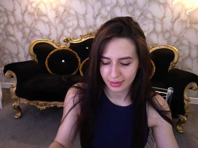 AlesiaDessmond live cam on BongaCams