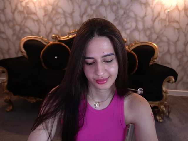 AlesiaDessmond live cam on BongaCams