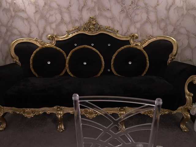 AlesiaDessmond live cam on BongaCams