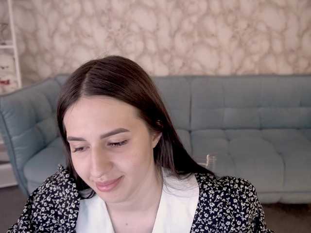 AlesiaDessmond live cam on BongaCams