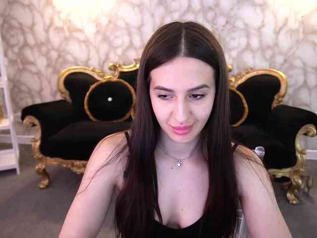 AlesiaDessmond webcam