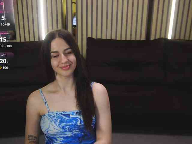 AlesiaDessmond webcam