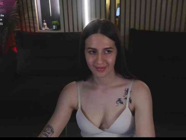 AlesiaDessmond webcam