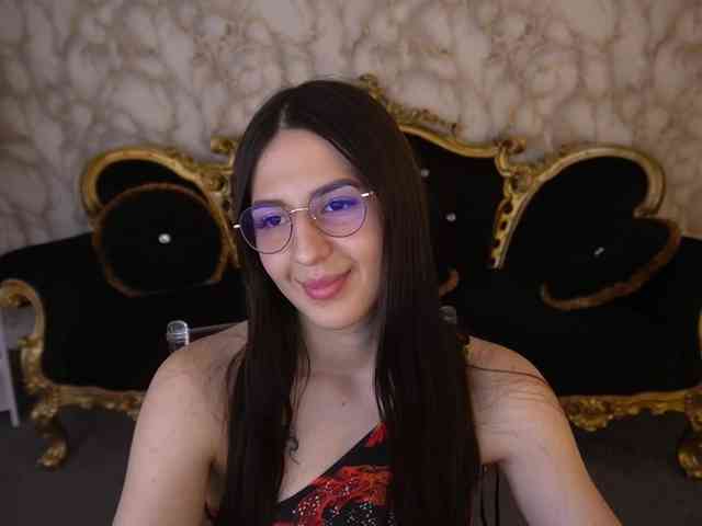 AlesiaDessmond webcam