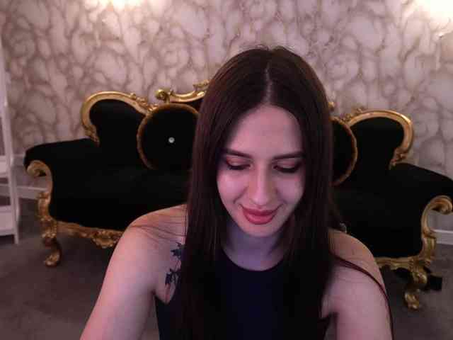 AlesiaDessmond webcam