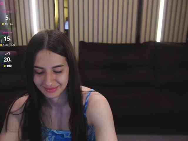 AlesiaDessmond webcam