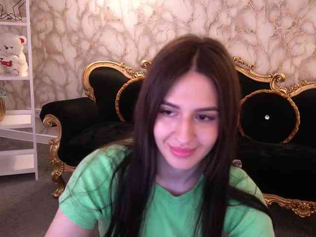 AlesiaDessmond webcam
