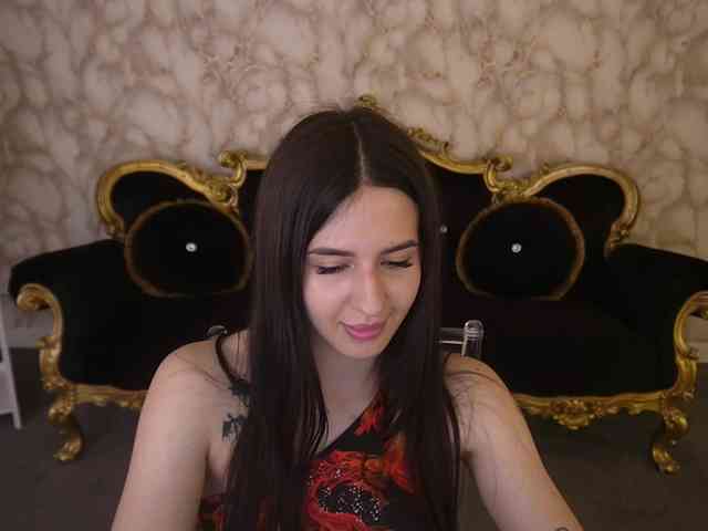 AlesiaDessmond webcam