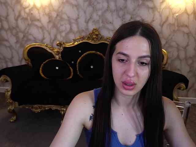AlesiaDessmond webcam