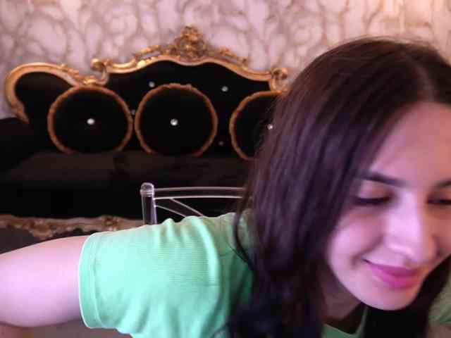 AlesiaDessmond webcam