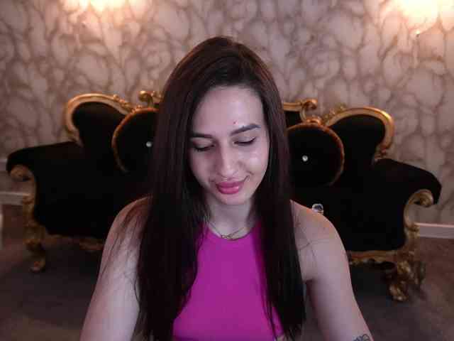 AlesiaDessmond webcam