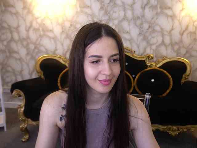 AlesiaDessmond Sex Cam Show