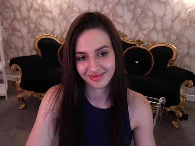 AlesiaDessmond webcam