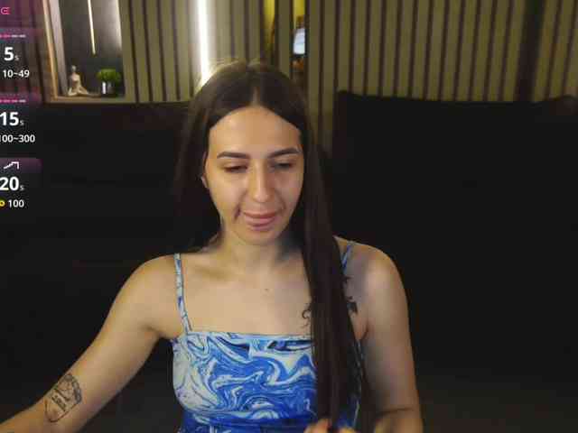 AlesiaDessmond webcam