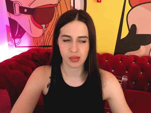 AlesiaDessmond webcam