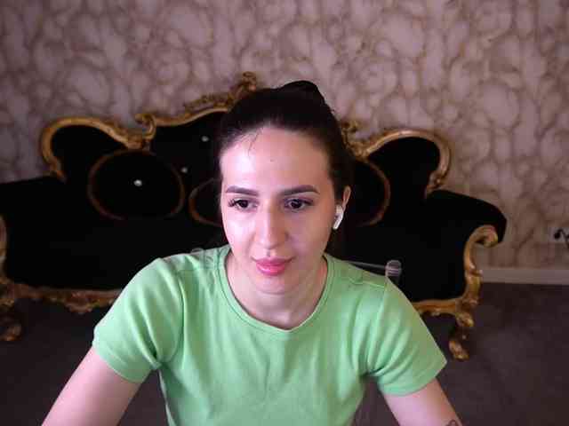 AlesiaDessmond webcam