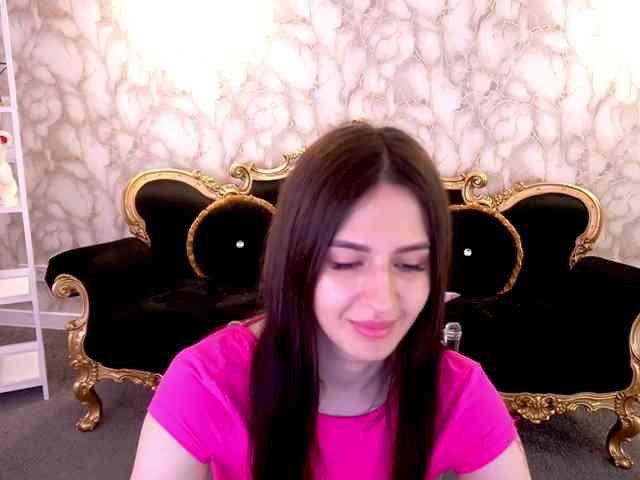 AlesiaDessmond webcam