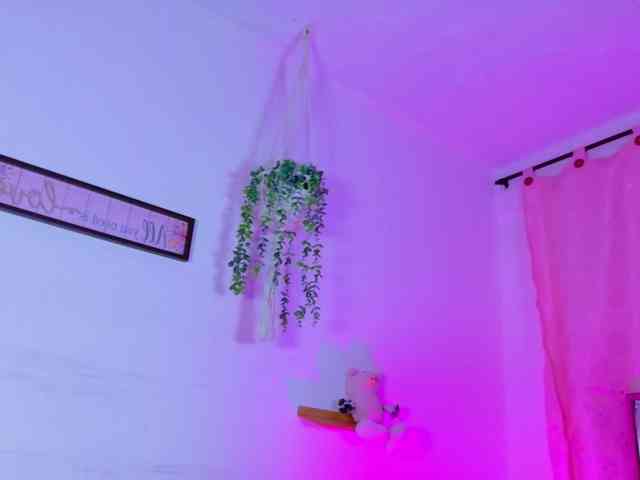 Cassie-cass Live Webcam on BongaCams