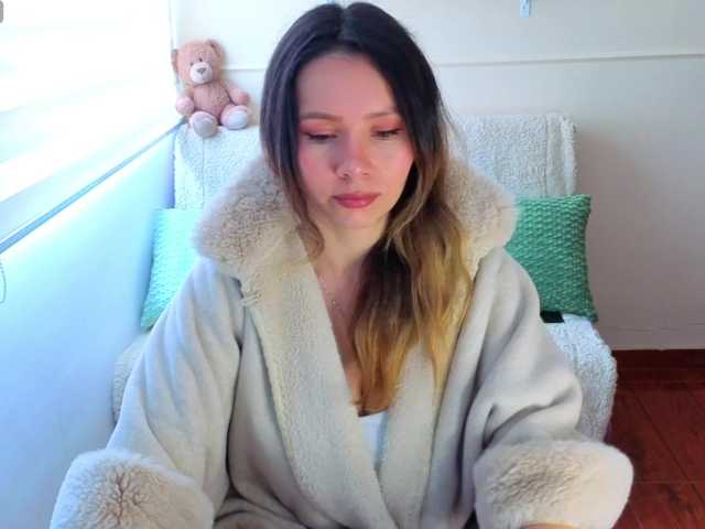 sweetlhy live cam on BongaCams
