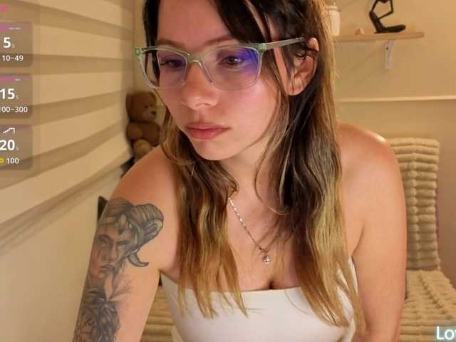 sweetlhy live cam on BongaCams