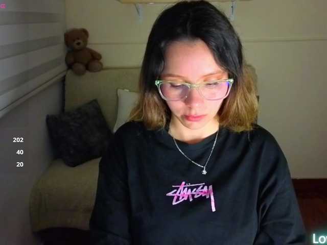 sweetlhy live cam on BongaCams