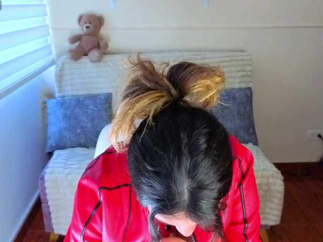 sweetlhy live cam on BongaCams