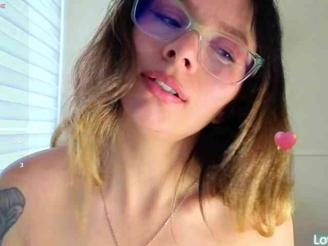 sweetlhy webcam