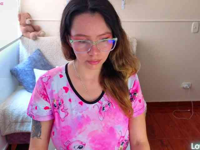 sweetlhy webcam