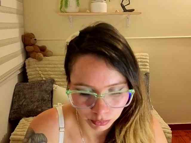 sweetlhy webcam