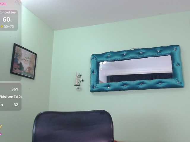 VictoriaJones- live webcam show
