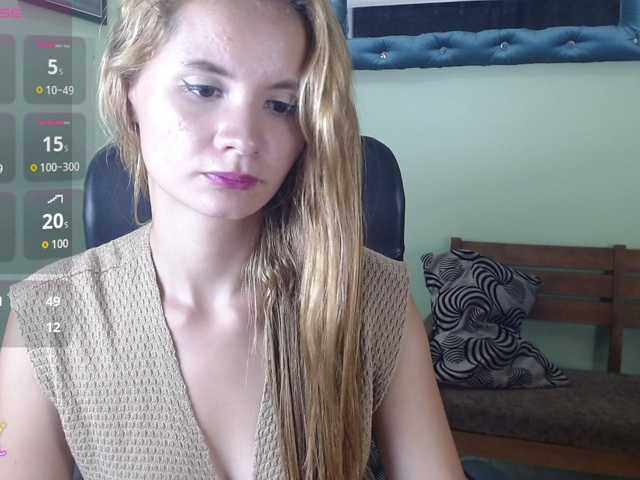 VictoriaJones-
