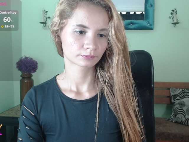 VictoriaJones-
