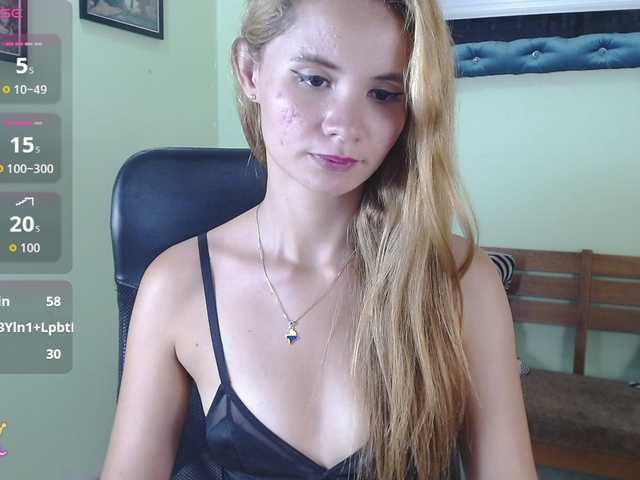 VictoriaJones-