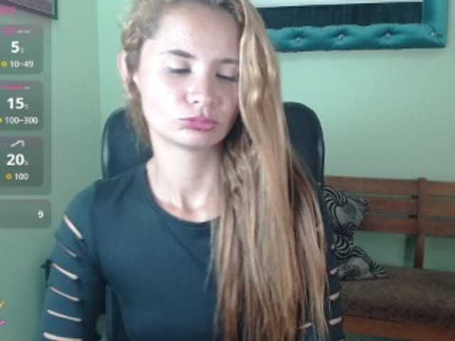 VictoriaJones-
