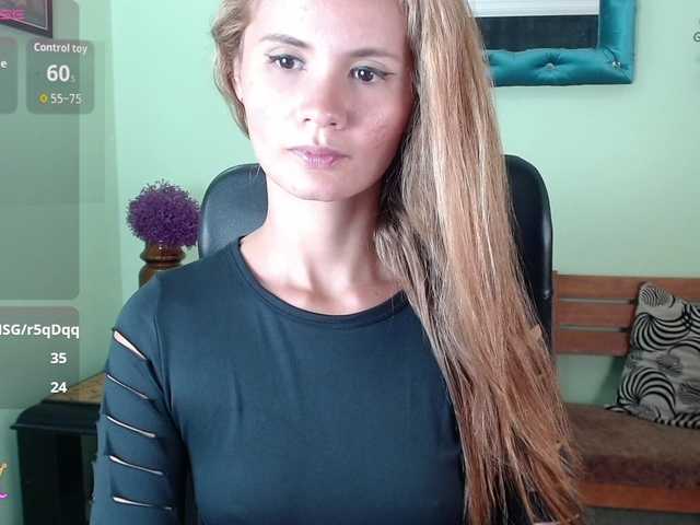 VictoriaJones-