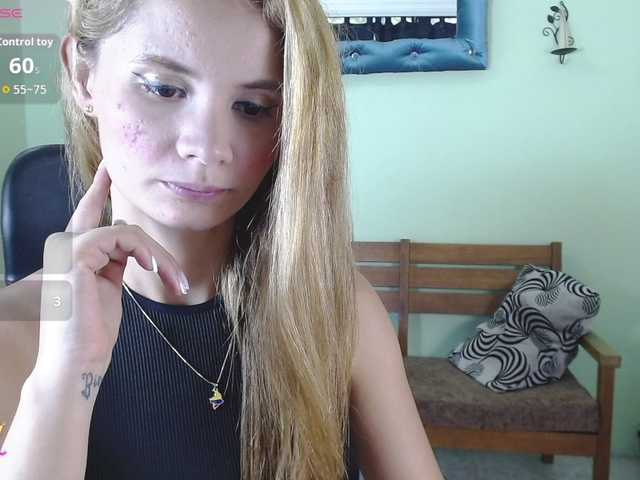 VictoriaJones-