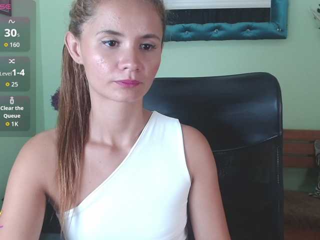 VictoriaJones-