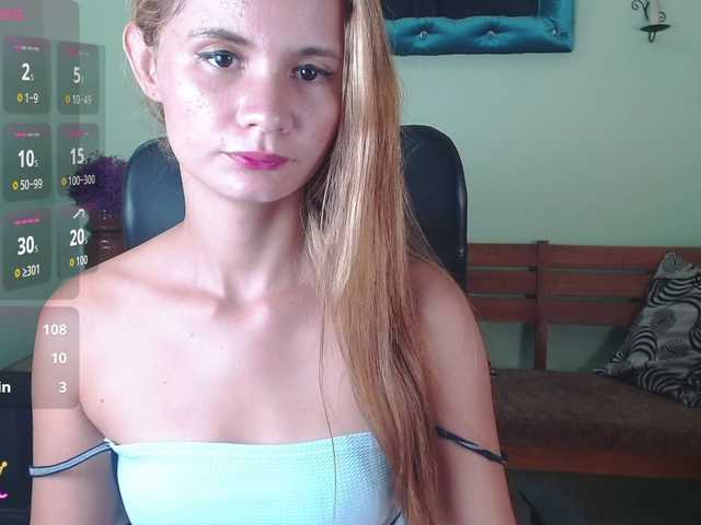 VictoriaJones-