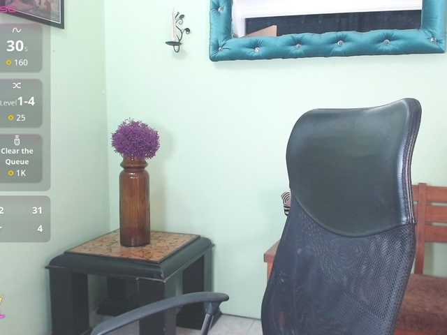 VictoriaJones- live cam preview