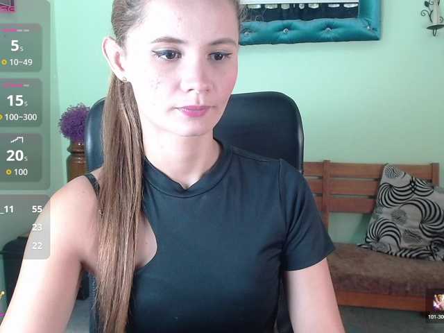 VictoriaJones-