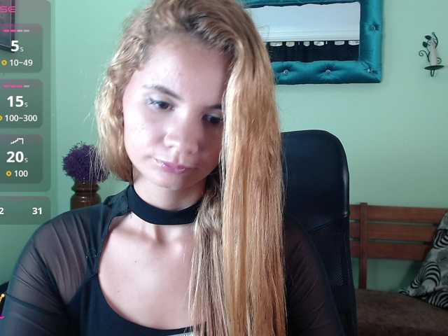 VictoriaJones-