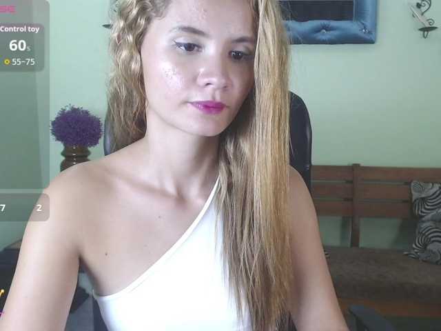 VictoriaJones-