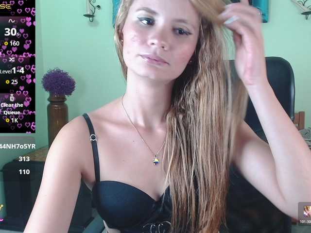 VictoriaJones- live cam on BongaCams
