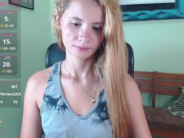 VictoriaJones- live webcam show