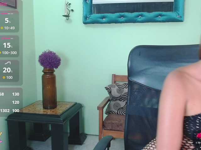 VictoriaJones- live cam on BongaCams