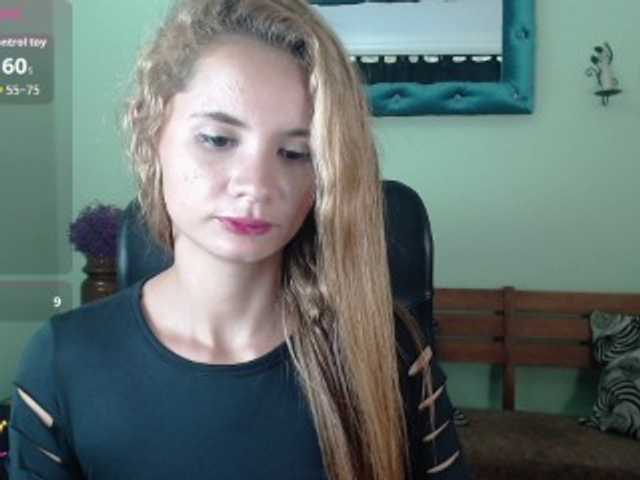 VictoriaJones-