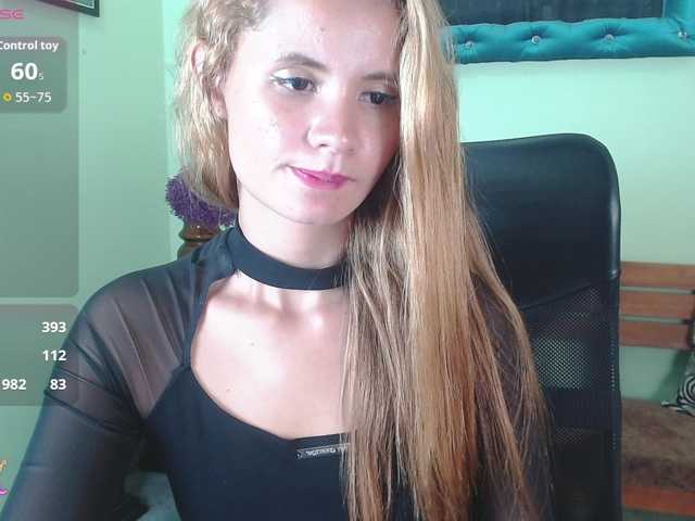 VictoriaJones- live cam on BongaCams