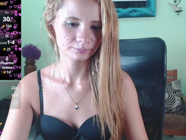 VictoriaJones- live cam on BongaCams
