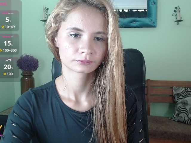 VictoriaJones-