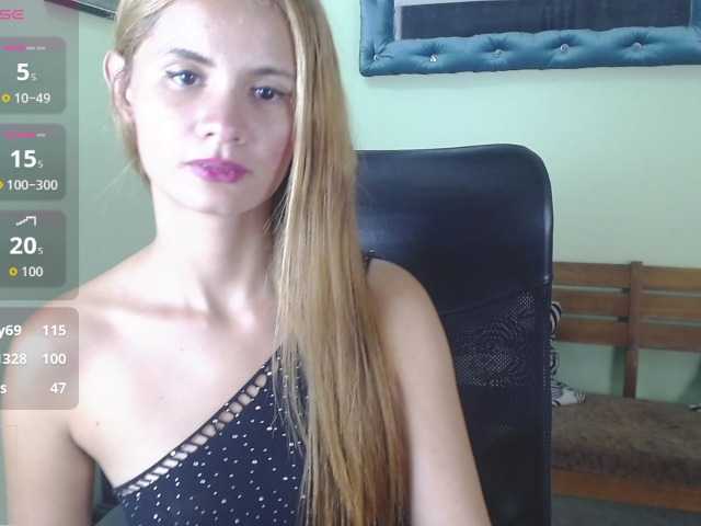 VictoriaJones-